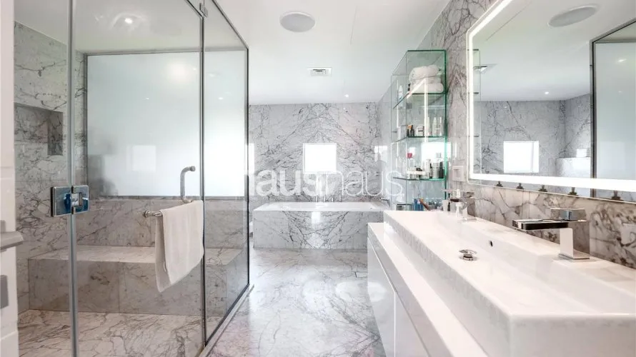 4 bedrooms villa for sale , Jumeirah Islands, Dubai, UAE No. 772 № 15