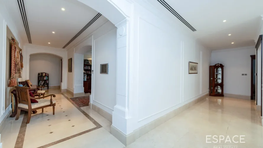 7 bedrooms villa for sale , Arabian Ranches, Dubai, UAE No. 1046 № 12