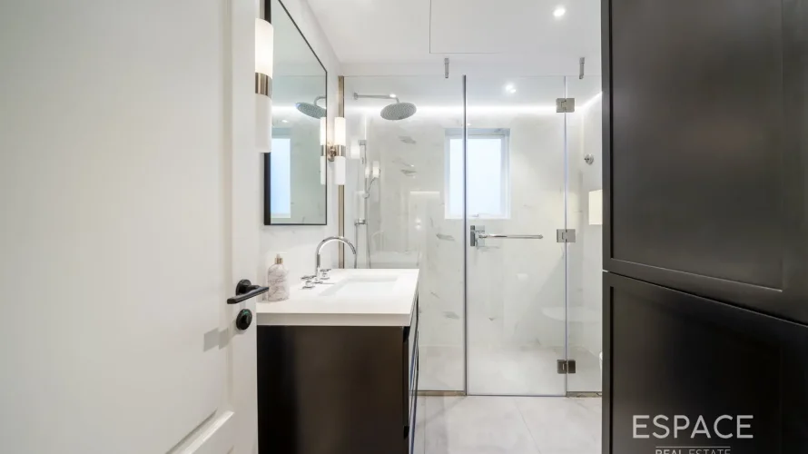 4 bedrooms villa for sale , The Lakes, Dubai, UAE No. 1198 № 12