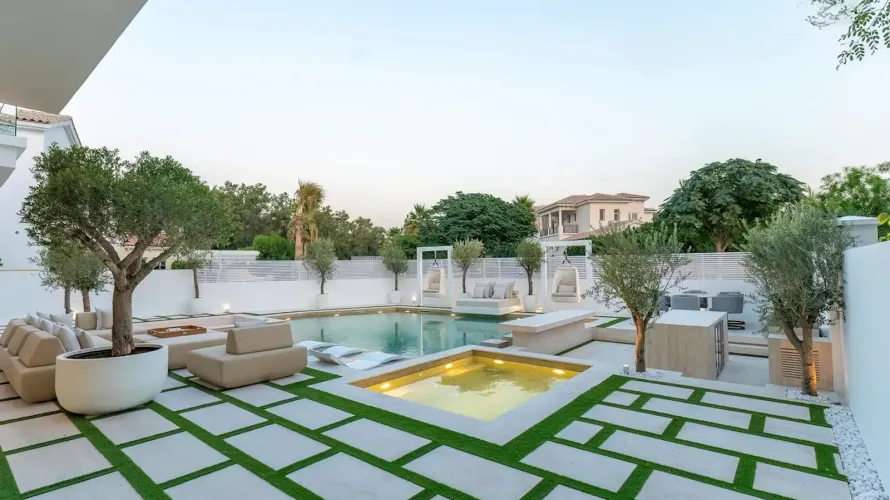 6 bedrooms villa for sale , Dubai, UAE No. 358 № 2