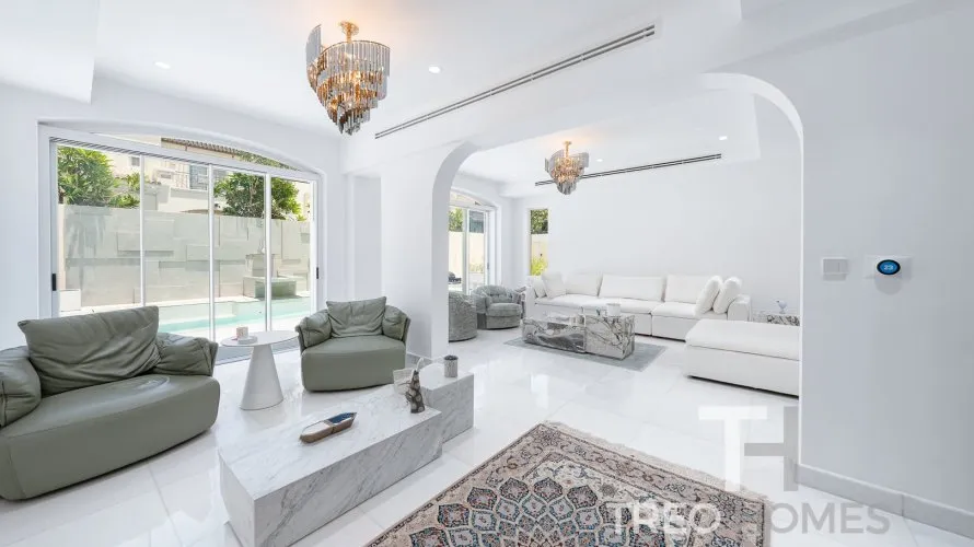 6 bedrooms villa for sale , Arabian Ranches, Dubai, UAE No. 687 № 9