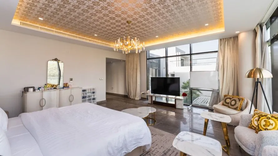 6 bedrooms villa for sale , Dubai, UAE No. 203 № 8