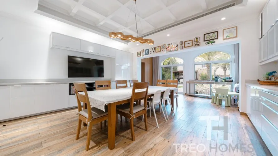 6 bedrooms villa for sale , Arabian Ranches, Dubai, UAE No. 678 № 16