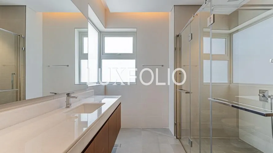 5 bedrooms villa for sale , District One, Mohammed Bin Rashid City, Dubai, UAE No. 841 № 18