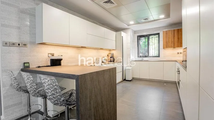 4 bedrooms villa for sale , Jumeirah Islands, Dubai, UAE No. 771 № 6