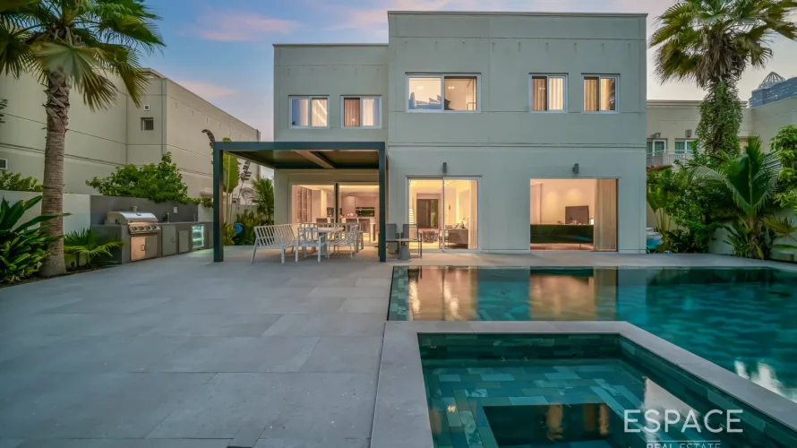 5 bedrooms villa for sale , Meadows 1, Meadows, Dubai, UAE No. 1030 № 17