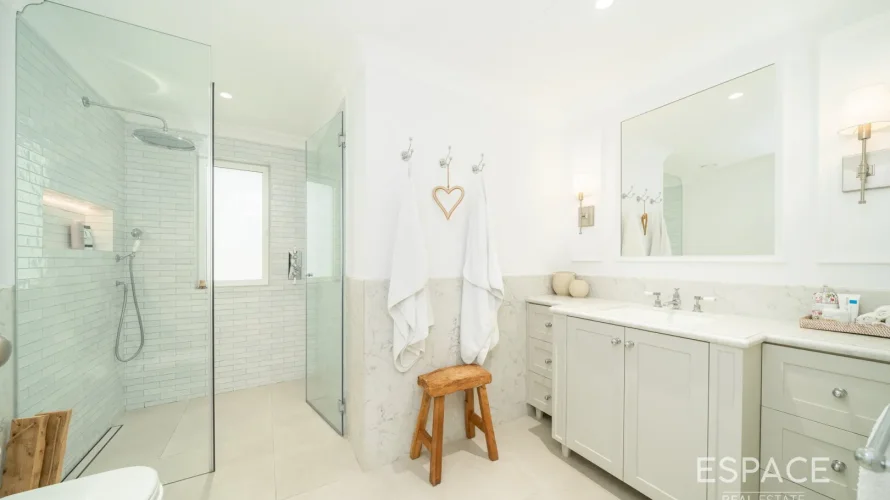 4 bedrooms villa for sale , Dubai, UAE No. 1021 № 7