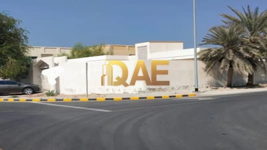 6 bedrooms villa for sale , Dubai, UAE No. 157