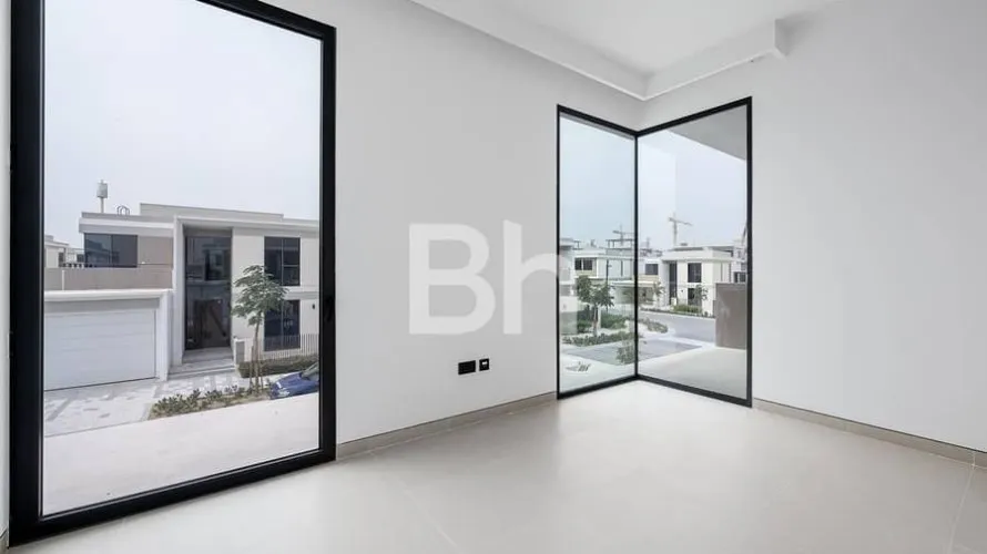 5 bedrooms villa for sale , Tilal Al Ghaf, Dubai, UAE No. 975 № 7