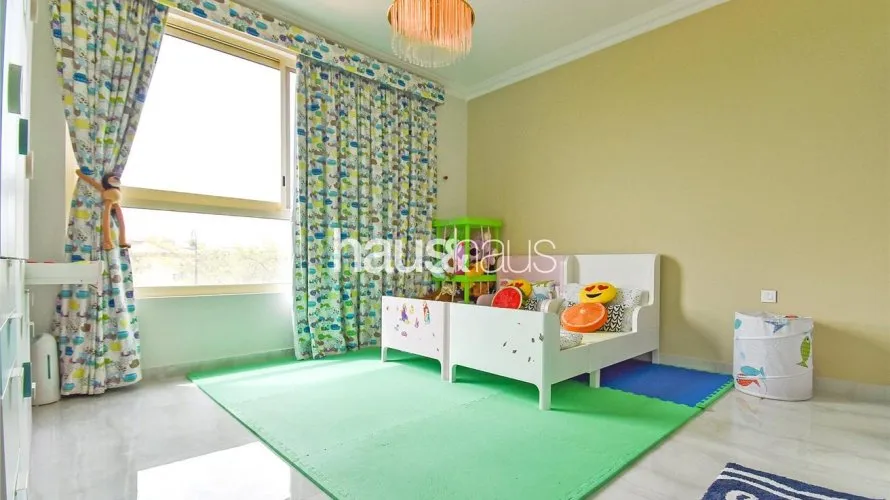 4 bedrooms villa for sale , Jumeirah Islands, Dubai, UAE No. 783 № 14