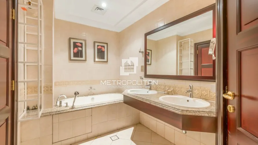 4 bedrooms villa for sale , Palm Jumeirah, Dubai, UAE No. 1249 № 26