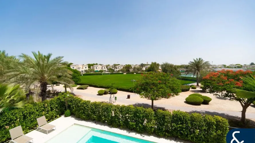 6 bedrooms villa for sale , Arabian Ranches, Dubai, UAE No. 1543 № 15
