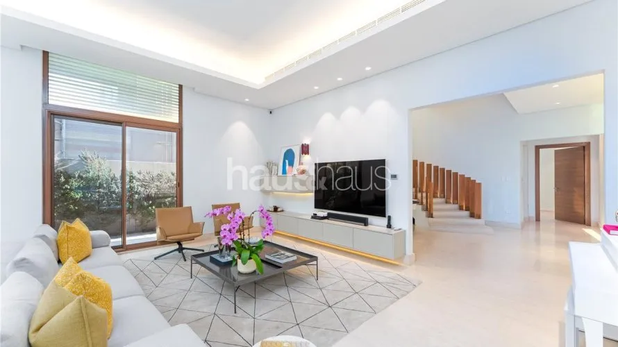 5 bedrooms villa for sale , Meydan, Dubai, UAE No. 798 № 11