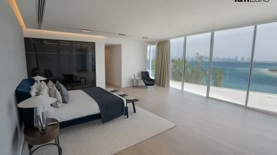 5 bedrooms villa for sale , The World Islands, Dubai, UAE No. 976 № 3