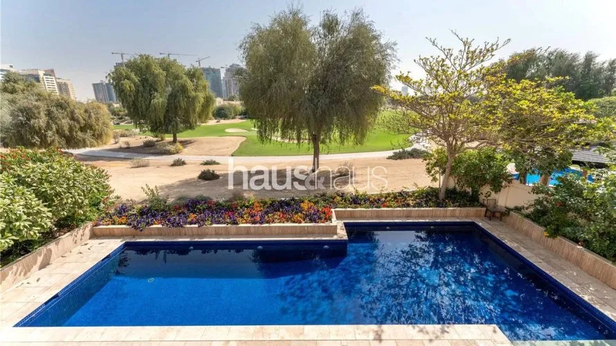 5 bedrooms villa for sale , Dubai Sports City, Dubai, UAE No. 789 № 4
