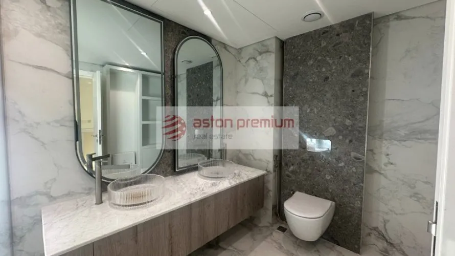 5 bedrooms villa for sale , Meadows, Dubai, UAE No. 1725 № 12