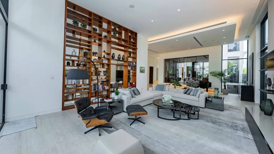 6 bedrooms villa for sale , Dubai, UAE No. 858