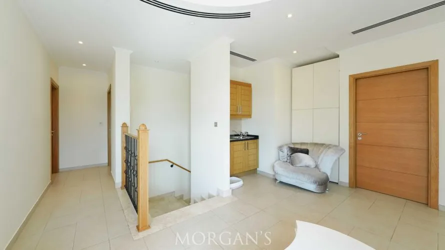 5 bedrooms villa for sale , Jumeirah Park, Dubai, UAE No. 660 № 34