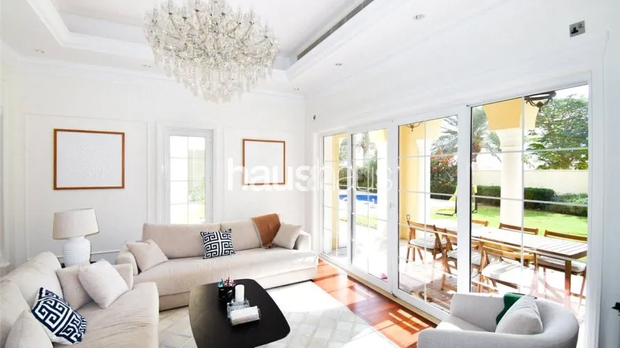 5 bedrooms villa for sale , Arabian Ranches, Dubai, UAE No. 781 № 1