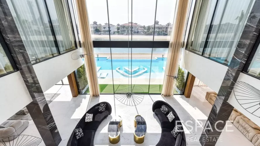 6 bedrooms villa for sale , Palm Jumeirah, Dubai, UAE No. 1060 № 1
