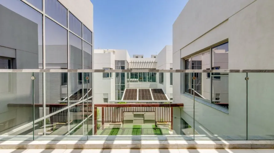 5 bedrooms villa for sale , Dubai, UAE No. 677 № 4