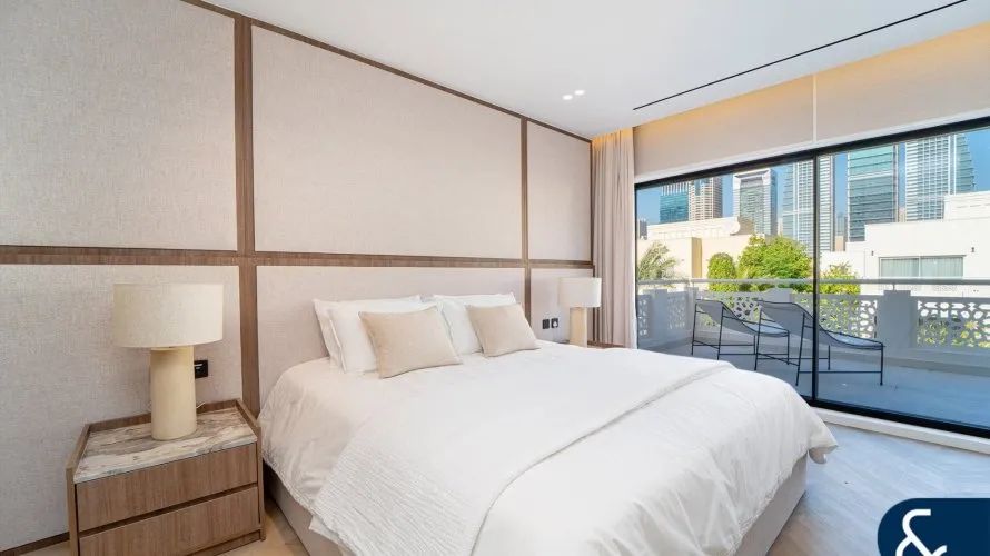 4 bedrooms villa for sale , Meadows, Dubai, UAE No. 1607 № 17