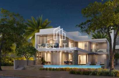 5 bedrooms villa for sale , Umm Al Quwain, UAE No. 935