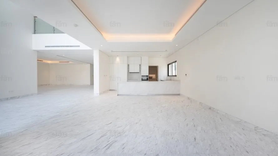 5 bedrooms villa for sale , Dubai, UAE No. 859 № 2