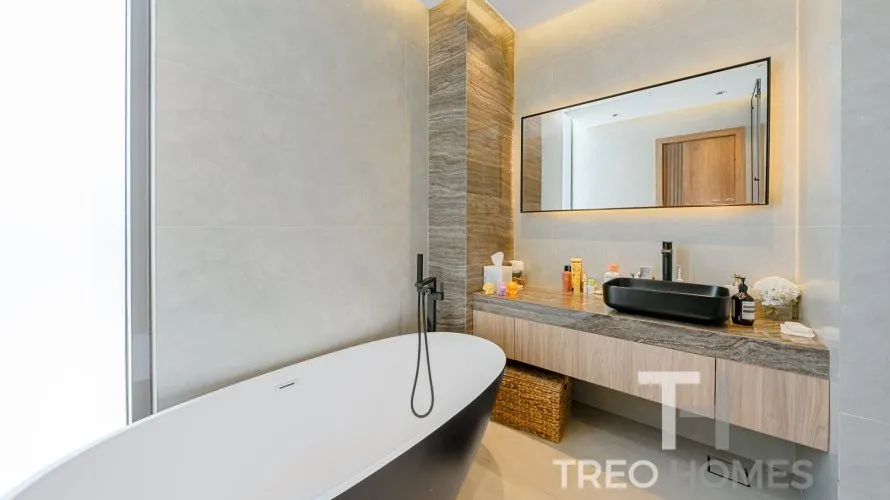 6 bedrooms villa for sale , Jumeirah Park, Dubai, UAE No. 686 № 21