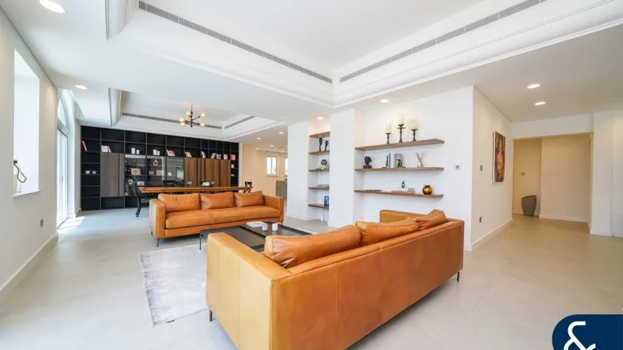 5 bedrooms villa for sale , Victory Heights, Dubai Sports City, Dubai, UAE No. 1322 № 4