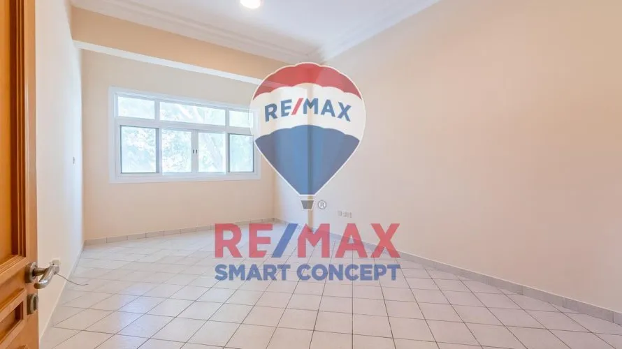 5 bedrooms villa for sale , Marina Village, Abu Dhabi, UAE No. 371 № 8