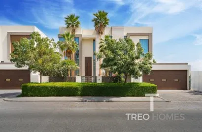 6 bedrooms villa for sale , Jumeirah Park, Dubai, UAE No. 686