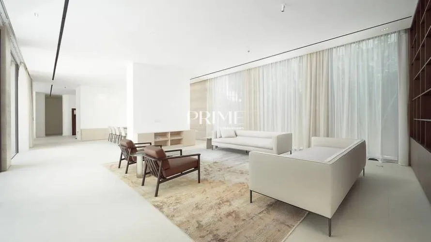 7 bedrooms villa for sale , Dubai, UAE No. 969 № 2