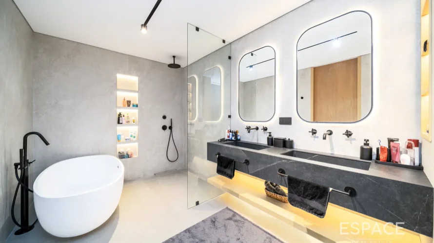 5 bedrooms villa for sale , The Lakes, Dubai, UAE No. 1017 № 5