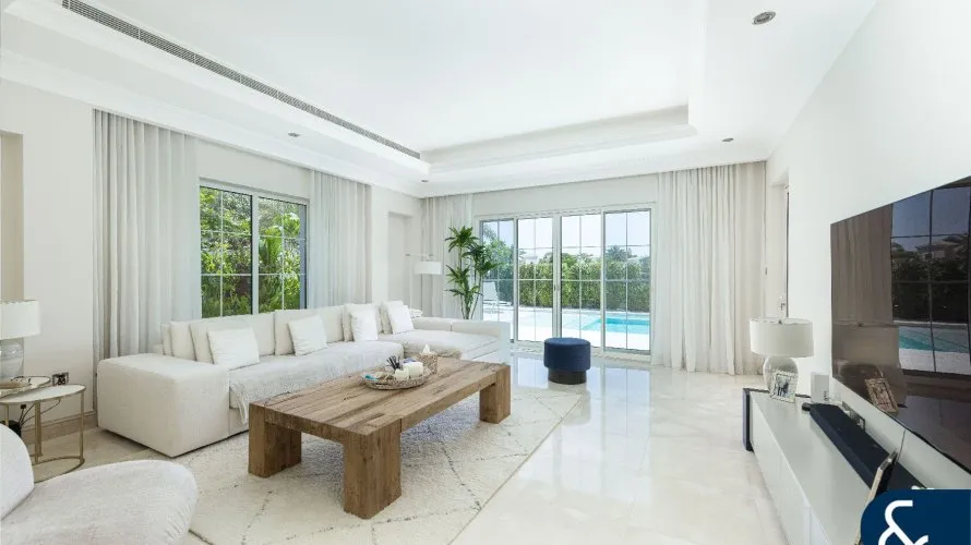 6 bedrooms villa for sale , Arabian Ranches, Dubai, UAE No. 1543 № 1