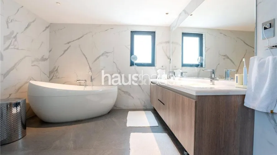 4 bedrooms villa for sale , Jumeirah Islands, Dubai, UAE No. 771 № 12