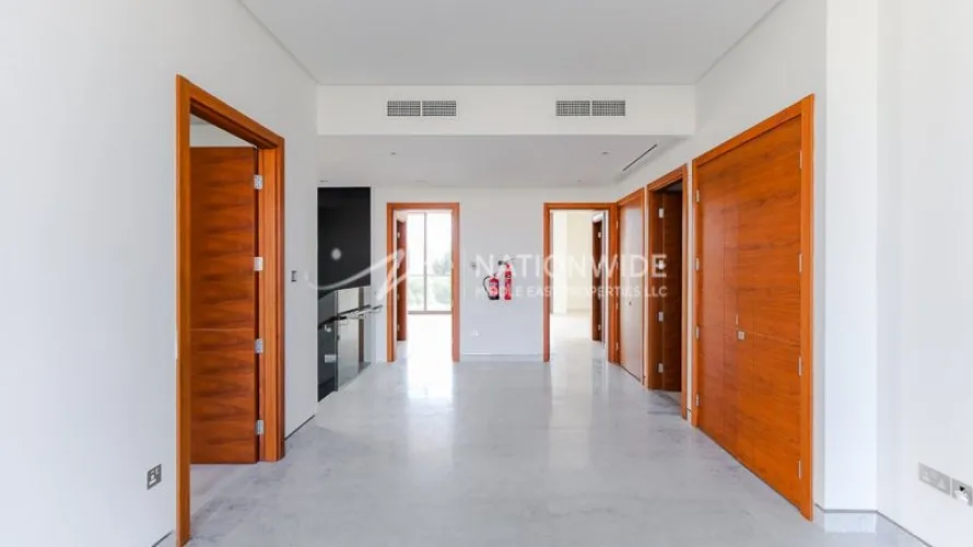 5 bedrooms villa for sale , Abu Dhabi, UAE No. 1404 № 11