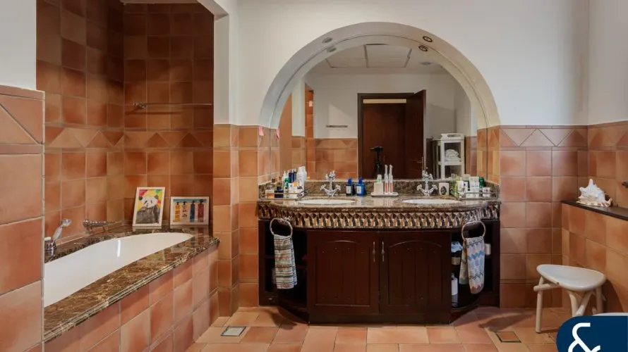 5 bedrooms villa for sale , The Villa, Dubai, UAE No. 1314 № 10