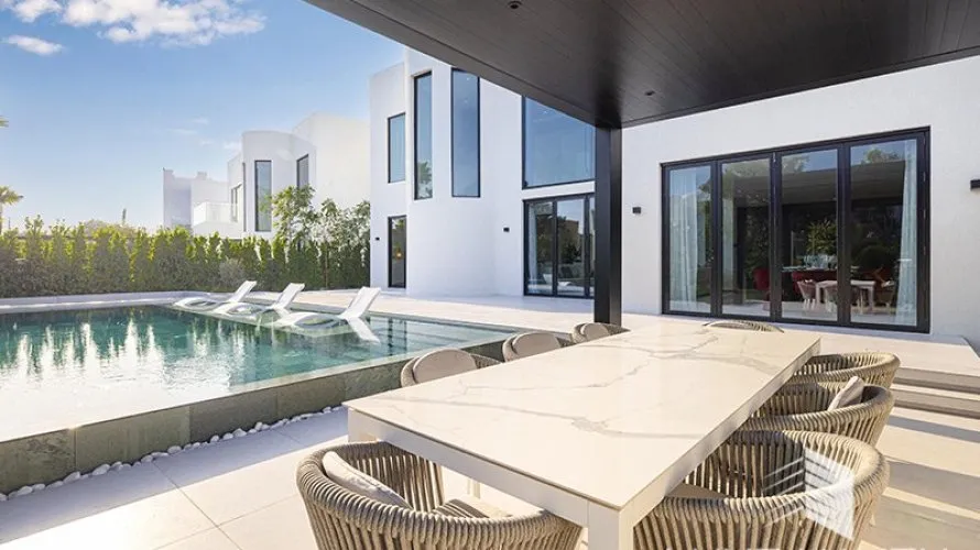 4 bedrooms villa for sale , Jumeirah Islands, Dubai, UAE No. 323 № 6