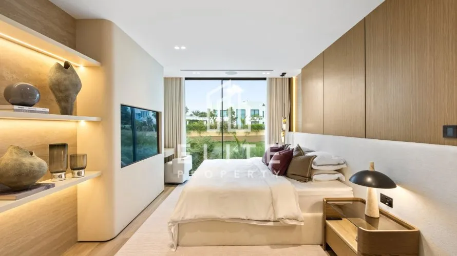 5 bedrooms villa for sale , Dubai, UAE No. 1506 № 18