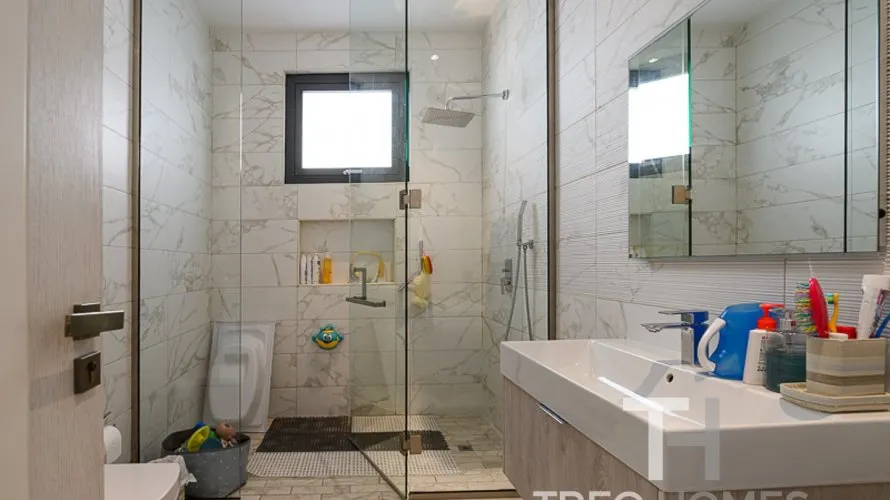 5 bedrooms villa for sale , Jumeirah Park, Dubai, UAE No. 679 № 16