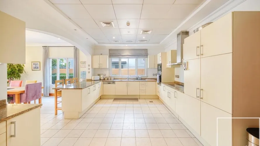 5 bedrooms villa for sale , Jumeirah Golf Estates, Dubai, UAE No. 1485 № 12