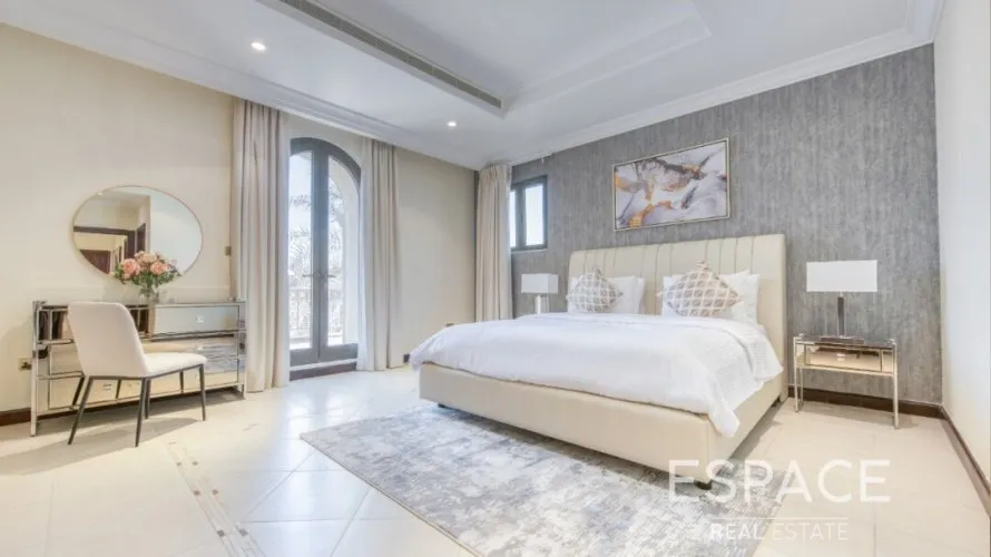 5 bedrooms villa for sale , Palm Jumeirah, Dubai, UAE No. 1054 № 13