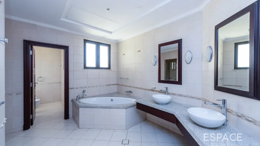 4 bedrooms villa for sale , Palm Jumeirah, Dubai, UAE No. 1037 № 4