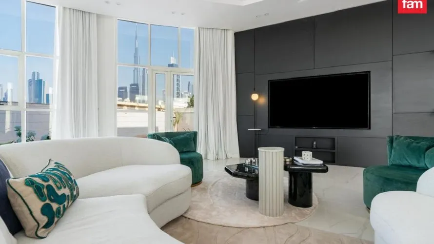 5 bedrooms villa for sale , Al Wasl, Dubai, UAE No. 689 № 24