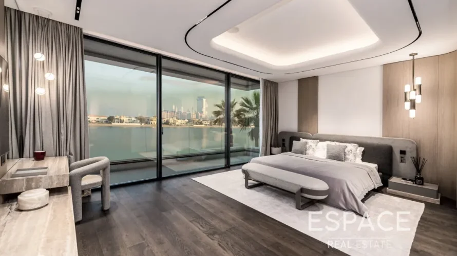 6 bedrooms villa for sale , Palm Jumeirah, Dubai, UAE No. 1052 № 9