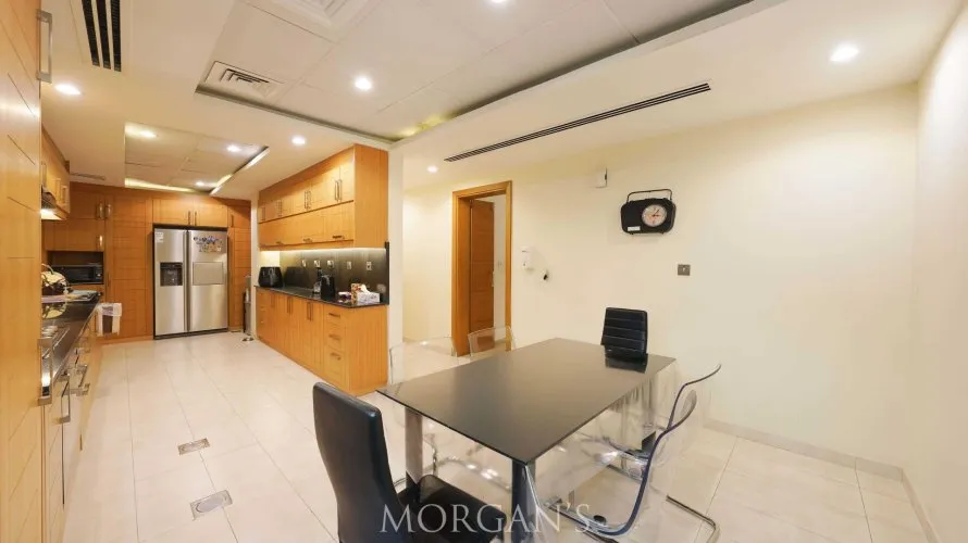 5 bedrooms villa for sale , Jumeirah Park, Dubai, UAE No. 660 № 37