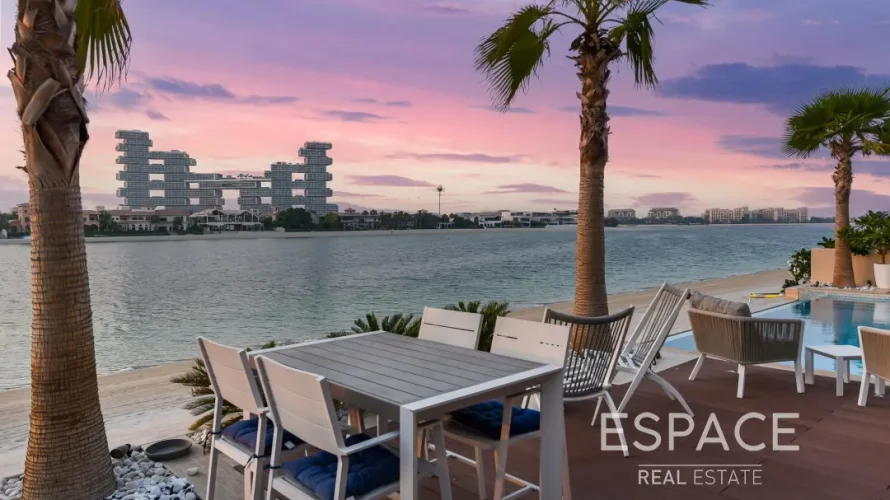 3 bedrooms villa for sale , Palm Jumeirah, Dubai, UAE No. 1024 № 10