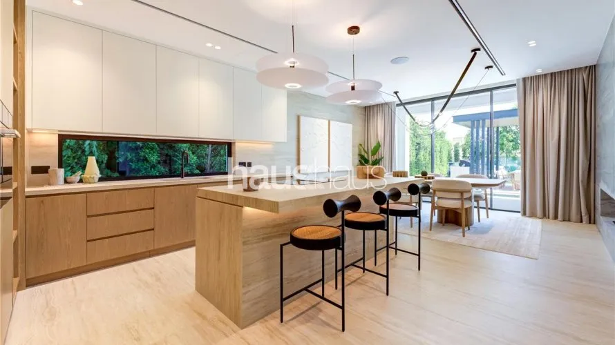 5 bedrooms villa for sale , Jumeirah Islands, Dubai, UAE No. 785 № 8