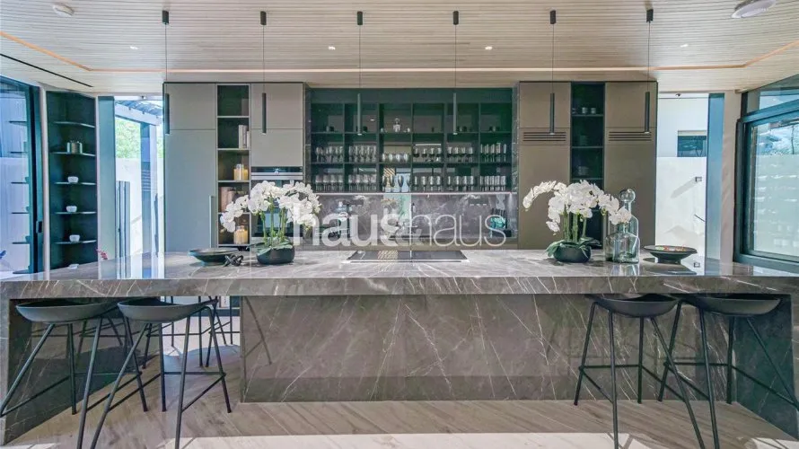 5 bedrooms villa for sale , Jumeirah Golf Estates, Dubai, UAE No. 819 № 3